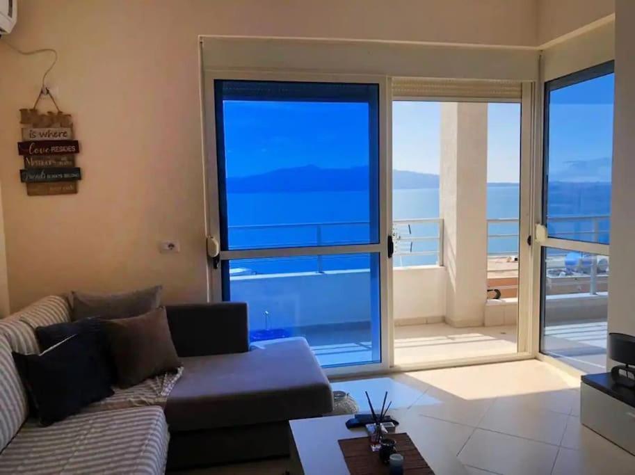 Apartament Seaview Apartment! Public Parking Near The App! *