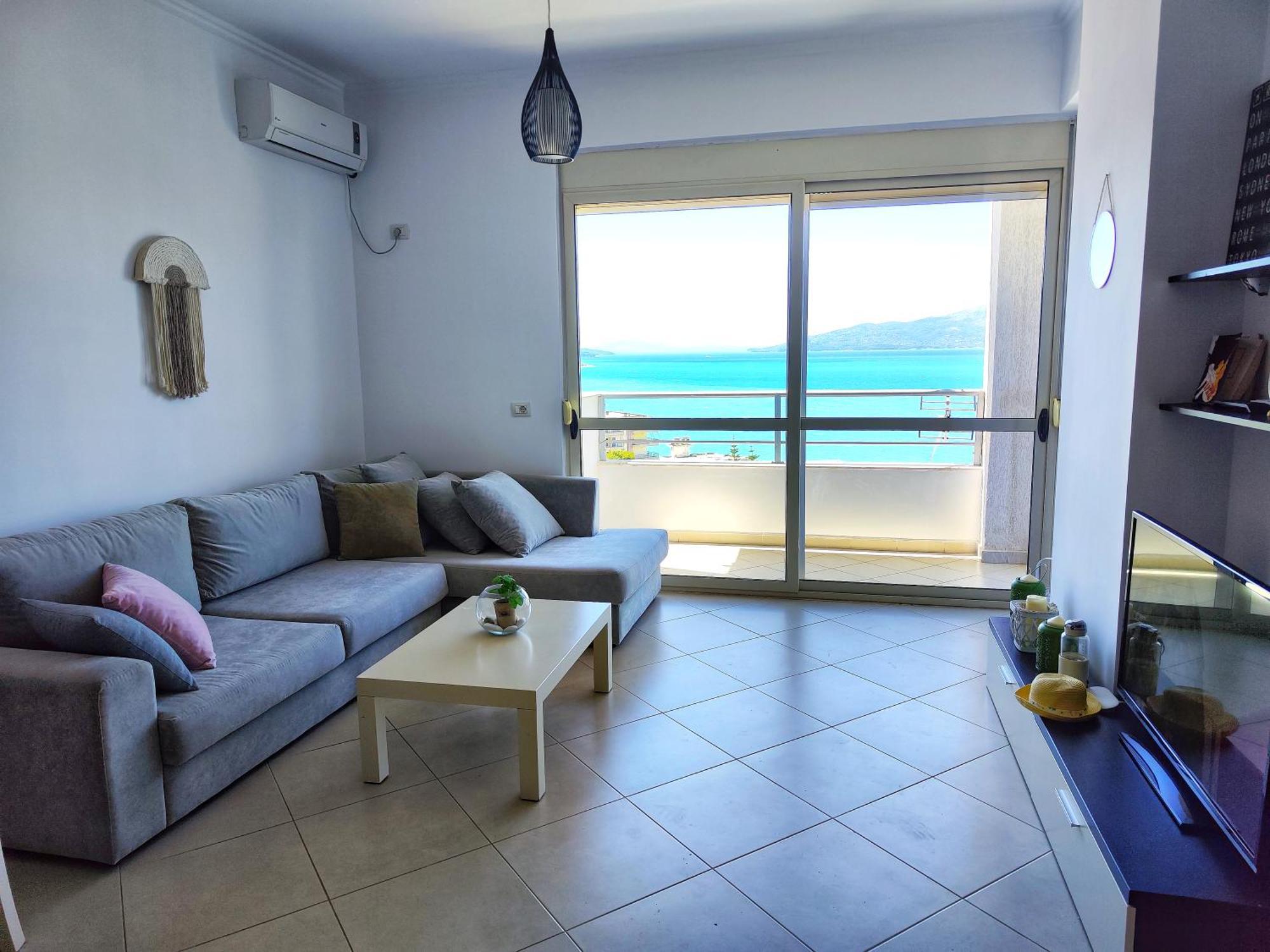 Seaview Apartment! Public Parking Near The App! Apartamento Sarandë
